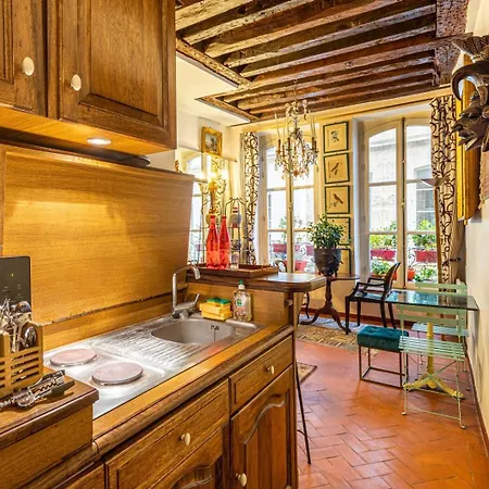 Appartamento Guestready - Gilded Beauty Near Sainte-chapelle *